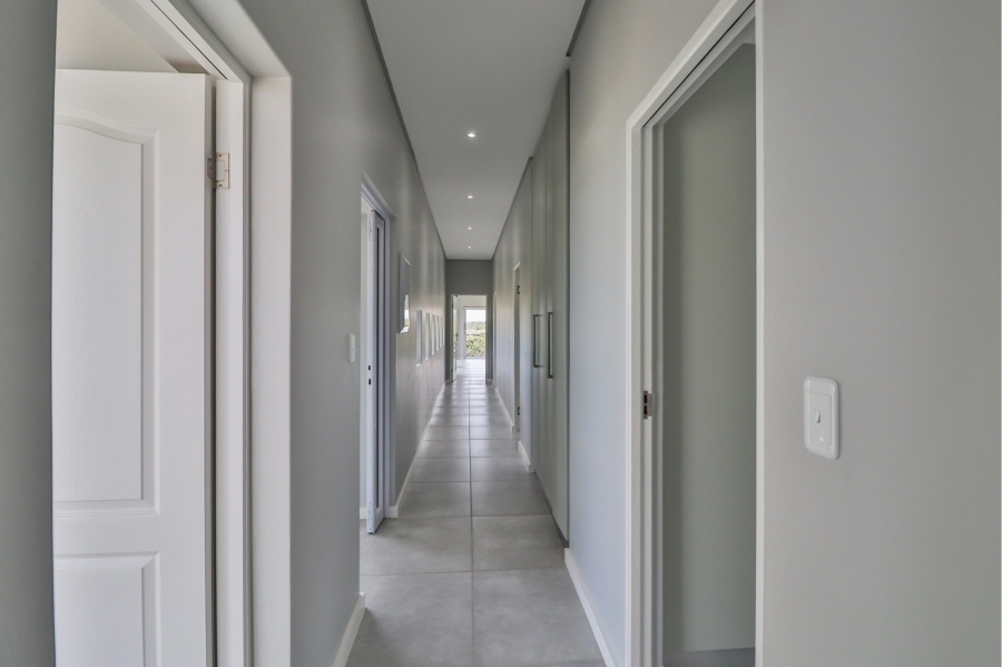 4 Bedroom Property for Sale in Moquini Coastal Estate Western Cape